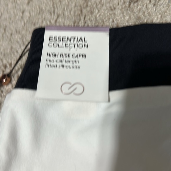Calia High Rise Capri Pants Stay The Path XL Cream Black NWT - Picture 6 of 7